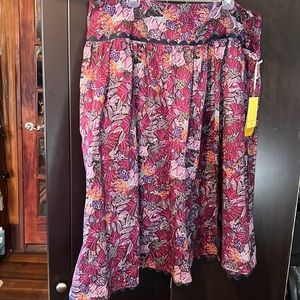 KIKA VARGAS 16W/18W Ladies skirt